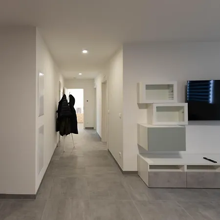 Zimmervermietung Projektentwicklungs Gmbh 2 Ranshofen