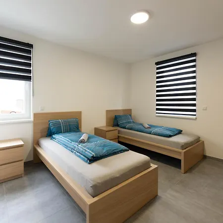 Zimmervermietung Projektentwicklungs Gmbh 2 * Ranshofen