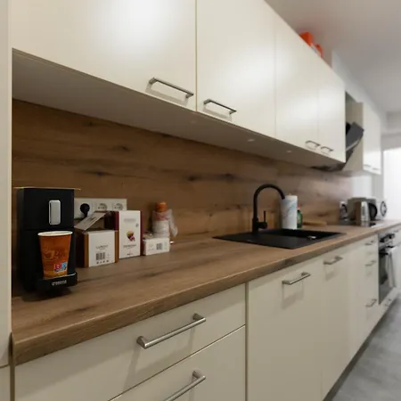 Zimmervermietung Projektentwicklungs Gmbh 2 Ranshofen