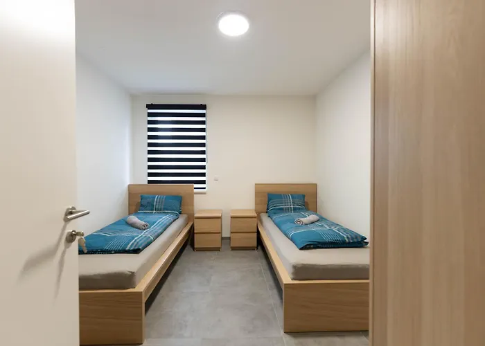 Zimmervermietung Projektentwicklungs Gmbh 2 *