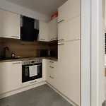 Zimmervermietung Projektentwicklungs Gmbh 2 Appartement