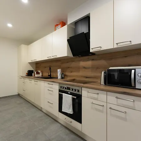 Zimmervermietung Projektentwicklungs Gmbh 2 Apartment Ranshofen
