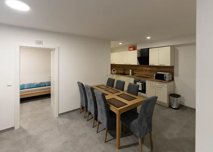 Daire Zimmervermietung Projektentwicklungs Gmbh 2 Ranshofen